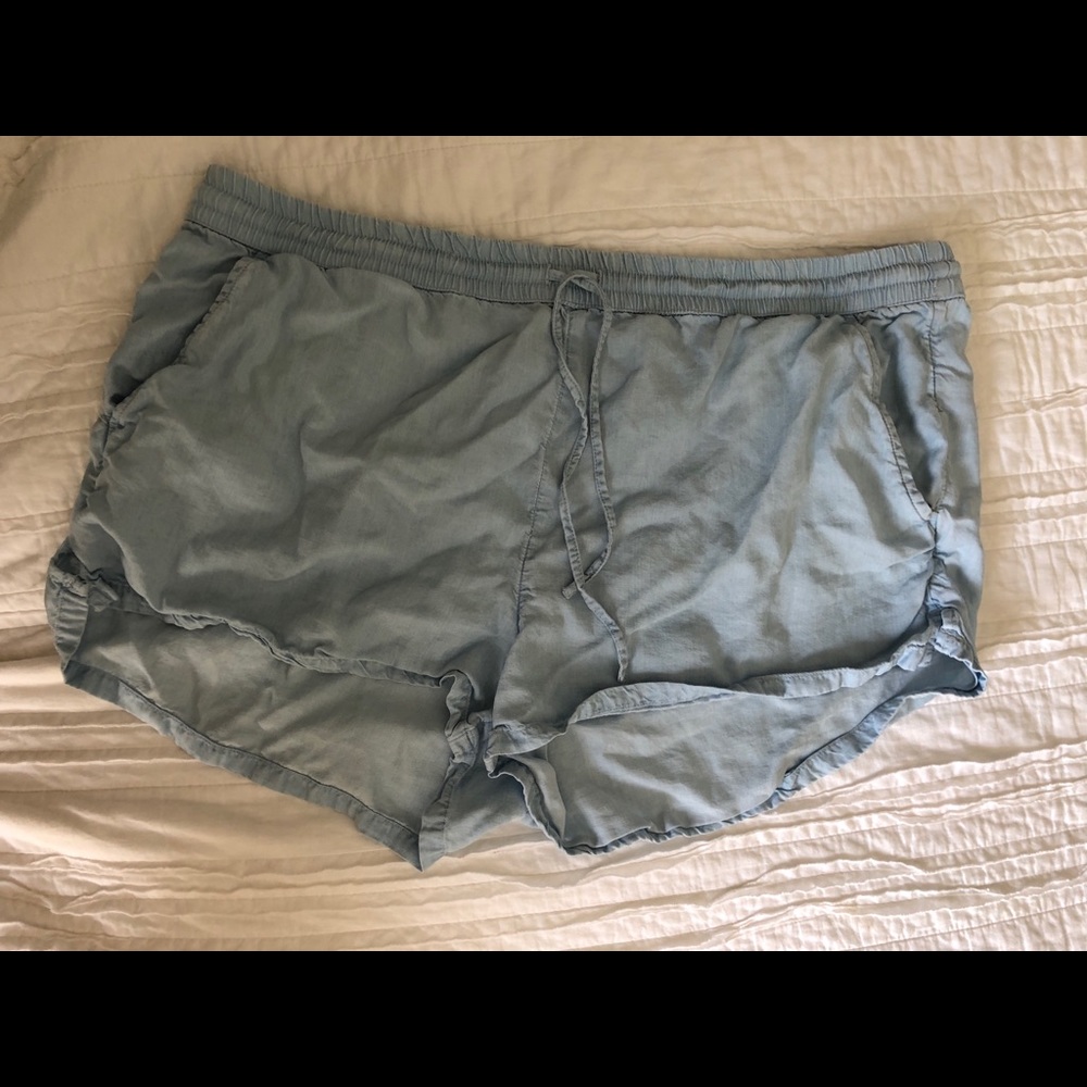 American Eagle comfy jean shorts